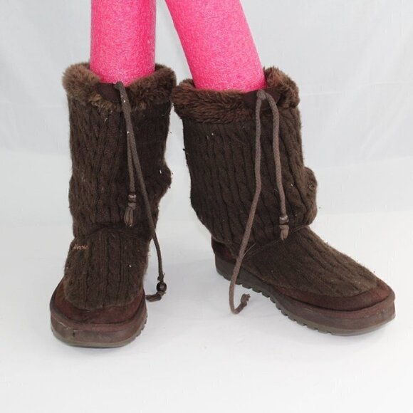 Skechers Winter Booties - Picture 1 of 3